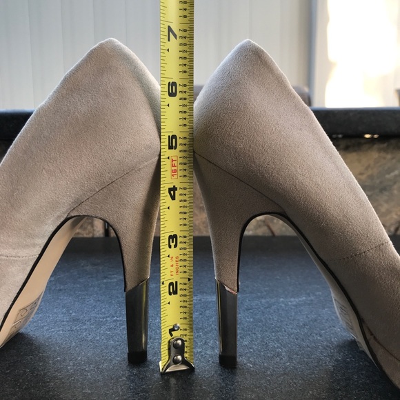 Call it Spring tan peep toe high heels size 7.5 - Picture 3 of 8